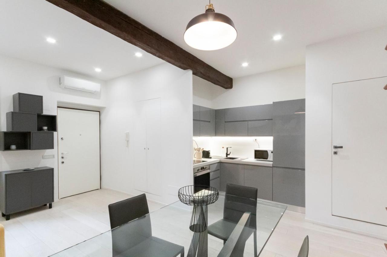 San Lorenzo Apartment Милано Екстериор снимка