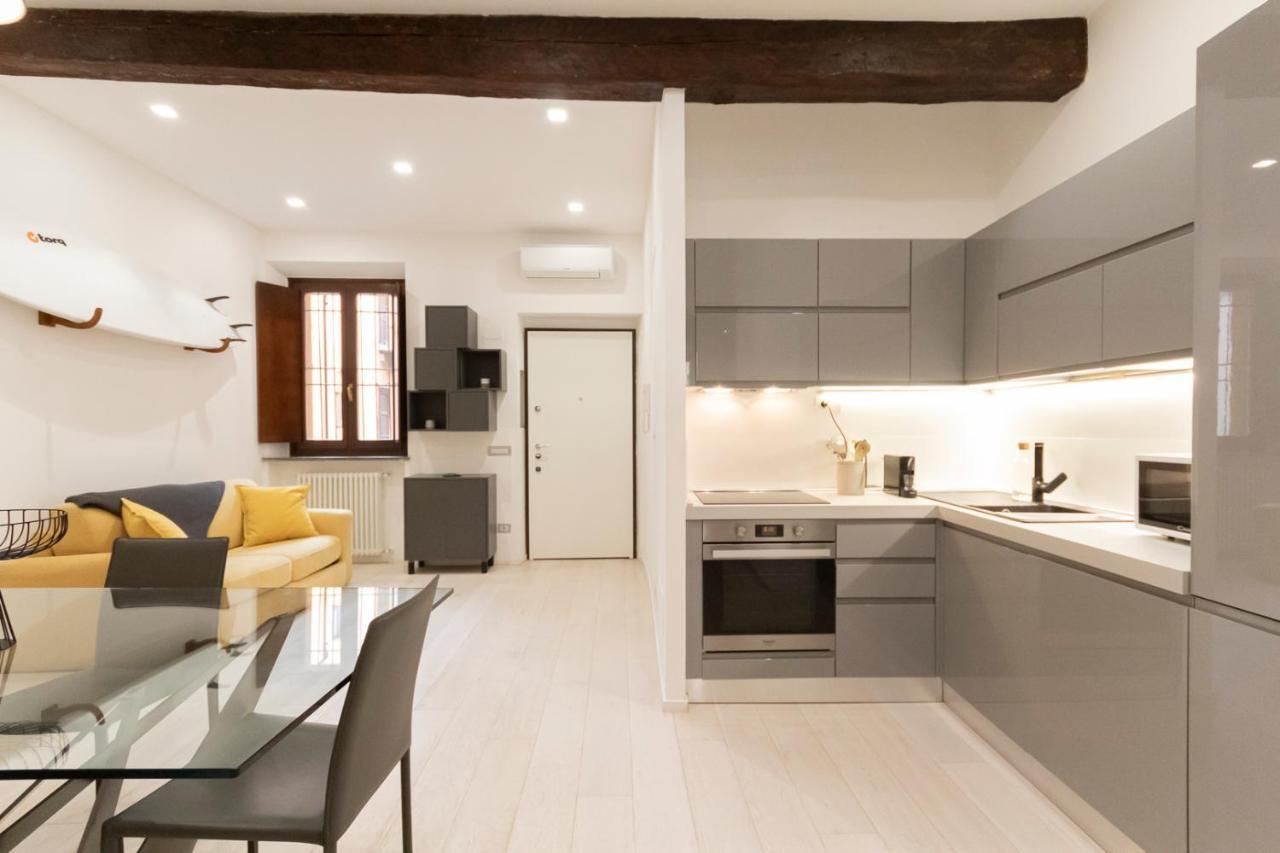 San Lorenzo Apartment Милано Екстериор снимка